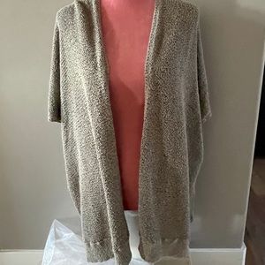 Aritzia Community Iconic Cape XS/S